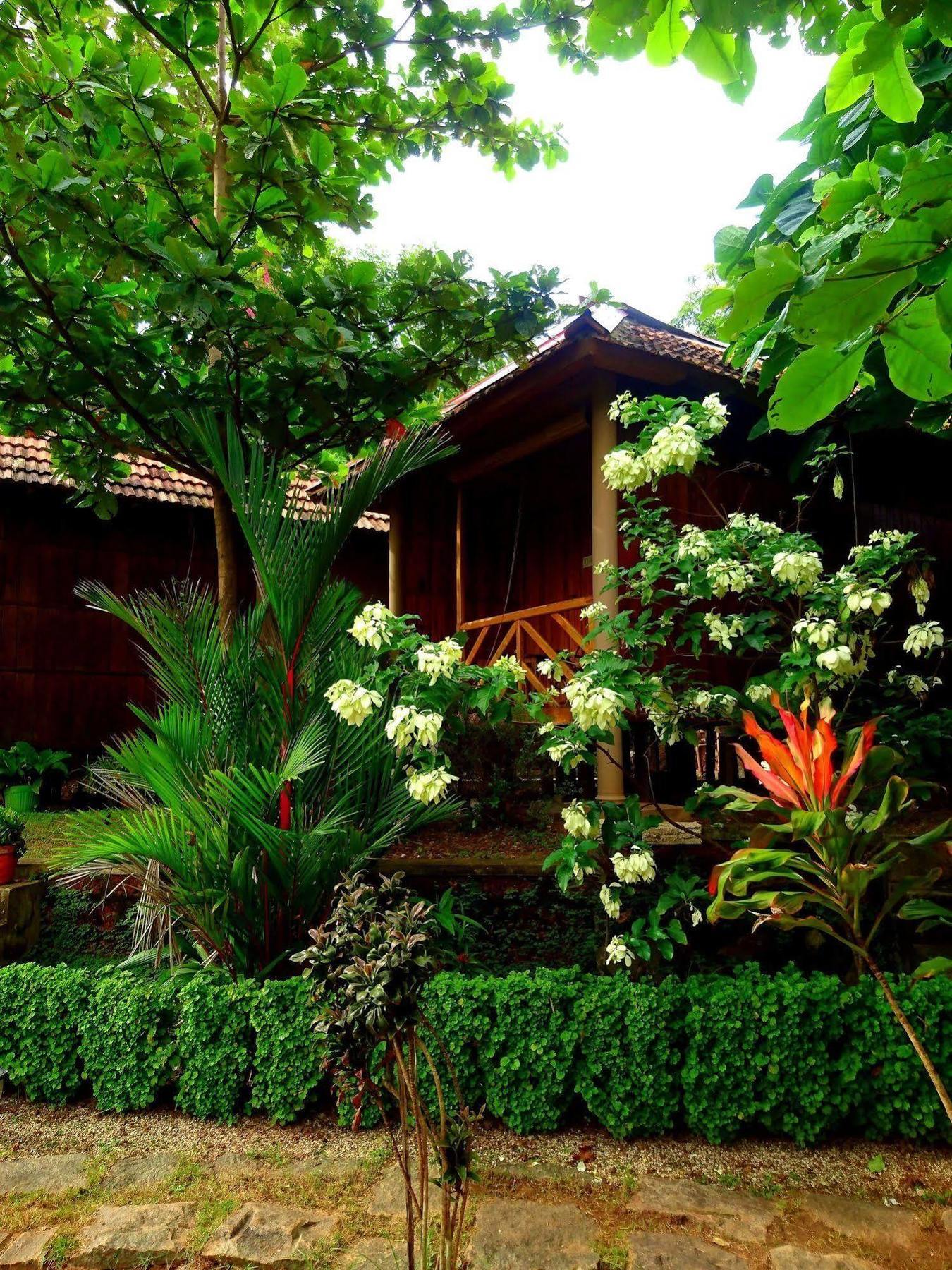 Satta Beach Residence Varkala Exteriör bild